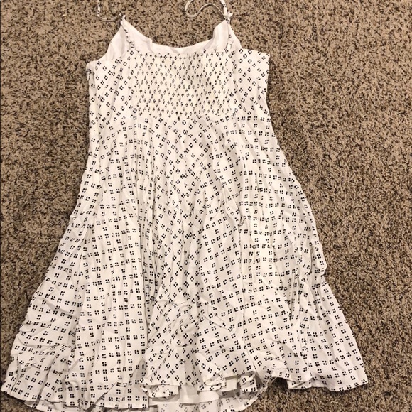 Summer dress - Picture 2 of 2